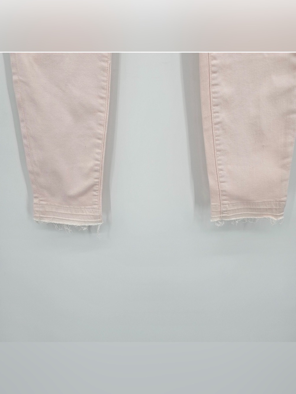 Light Pink 7 for All ManKind Released Hem Jeans - Picture 3 of 4